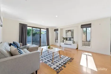 Property photo of 21 Parri Link Noarlunga Downs SA 5168