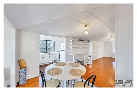 Property photo of 37 Matthew Flinders Drive Cooee Bay QLD 4703