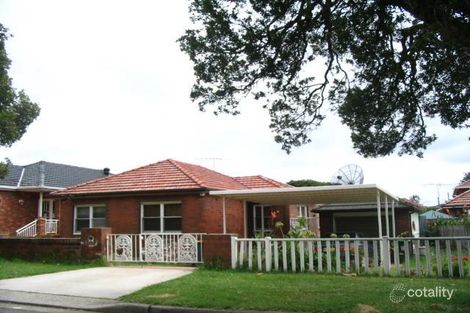 34 Vivienne St, Kingsgrove, NSW 2208