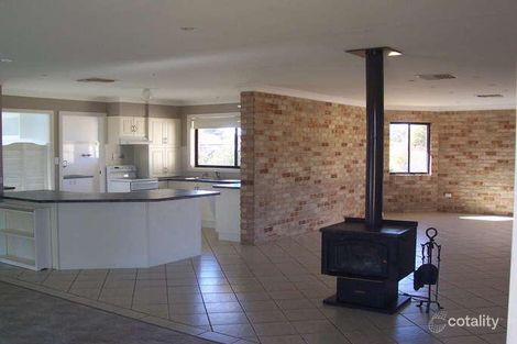 Property photo of 105 Kurrajong Parade Narromine NSW 2821