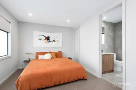 Property photo of 1/79 Waiora Road Heidelberg Heights VIC 3081