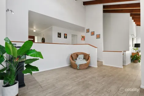 Property photo of 17 Roscrea Crescent Mount Hutton NSW 2290