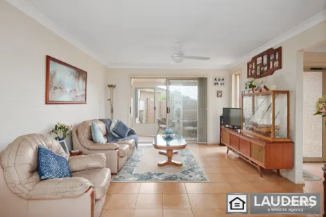 Property photo of 2/6 Ivy Crescent Old Bar NSW 2430