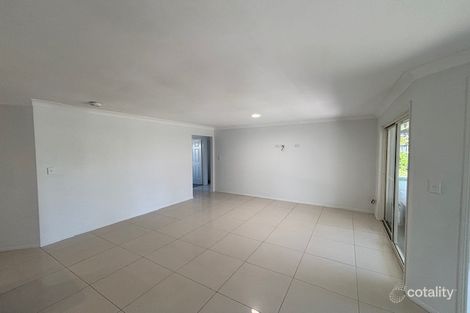 Property photo of 137 Monterey Keys Drive Helensvale QLD 4212