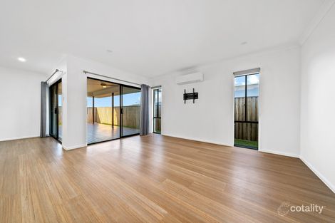 Property photo of 12 Lashmar Street South Ripley QLD 4306