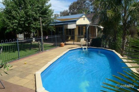 Property photo of 586 Manns Street Lavington NSW 2641