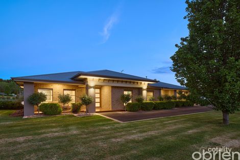 33 Amberly Dr, Drouin, VIC 3818