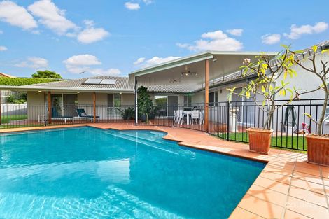 Property photo of 10 Cosmos Close Bridgeman Downs QLD 4035