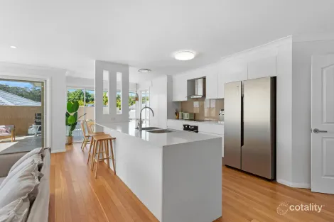 Property photo of 4 Orr Place Burleigh Waters QLD 4220