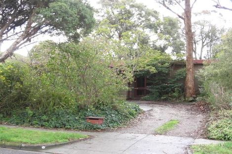 13 Boronia Gr, Doncaster East, VIC 3109