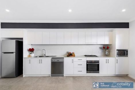 Property photo of 4/207 Targo Road Girraween NSW 2145