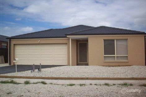 Property photo of 10 Hawkstone Road Manor Lakes VIC 3024