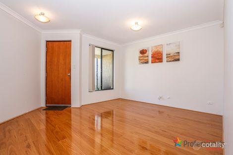 Property photo of 5 Nectarine Way Forrestfield WA 6058