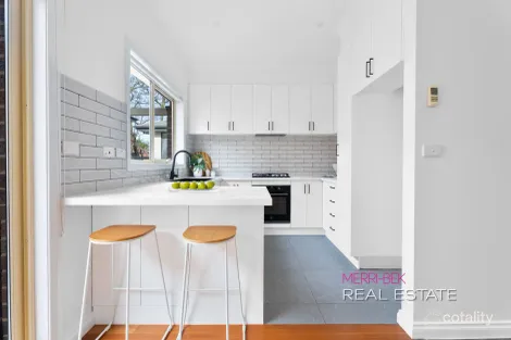 Property photo of 1/102A Railway Parade Pascoe Vale VIC 3044