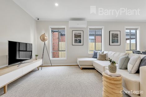 Property photo of 1 Willowleaf Street Beveridge VIC 3753