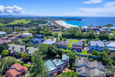 2/7 MEARES PL, KIAMA, NSW 2533