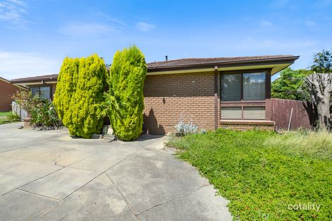 Property photo of 2 Monteith Crescent Endeavour Hills VIC 3802