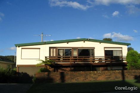 Property photo of 4 Alexander Street Mount Hutton NSW 2290