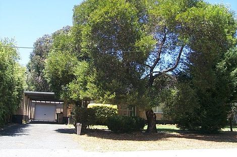 51 Kadina Rd, Gooseberry Hill, WA 6076