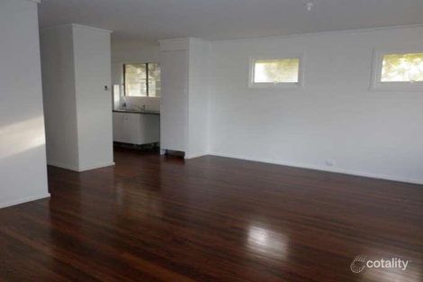 Property photo of 32 Bannerman Street Riverview QLD 4303