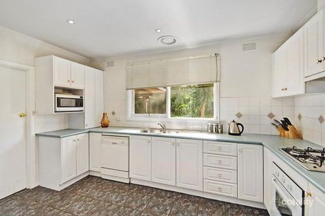 Property photo of 11 Cypress Avenue Burwood VIC 3125