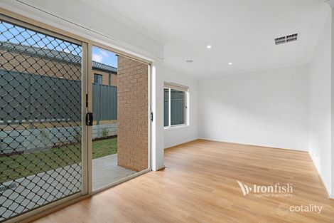 Property photo of 16 Excalibur Street Berwick VIC 3806