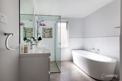 Property photo of 8A Beckham Street Spring Farm NSW 2570