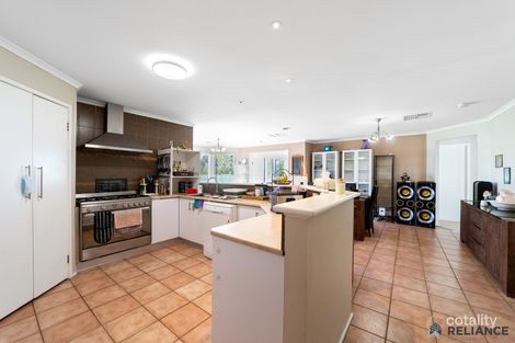 32 Gloaming Ride, Kurunjang, VIC 3337