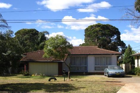 25 Manila Rd, Lethbridge Park, NSW 2770