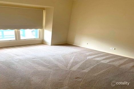 Property photo of 24 Dickerson Way Caroline Springs VIC 3023