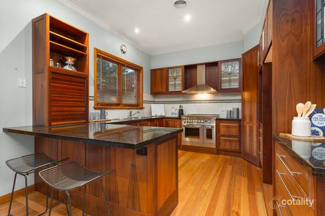 Property photo of 17 Grammar Street Strathmore VIC 3041