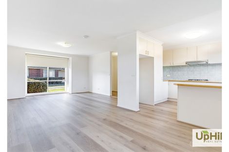 Property photo of 2/50-52 Bellevue Drive Berwick VIC 3806