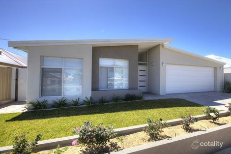 8 Fairlead Link, South Guildford, WA 6055