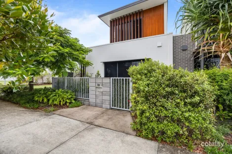 12 Kianga St, Pelican Waters, QLD 4551