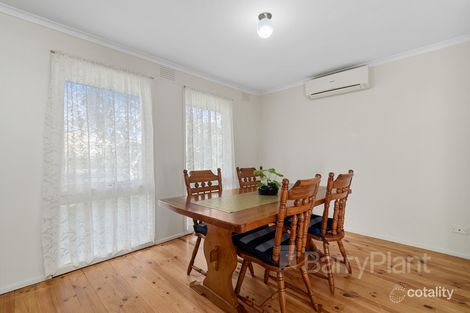 Property photo of 4 Roycroft Avenue Wantirna South VIC 3152