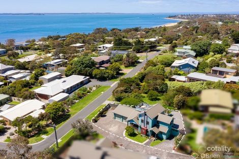 Property photo of 1/30-32 Chillingworth Road Cowes VIC 3922