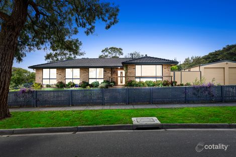 Property photo of 23 St Boswells Avenue Berwick VIC 3806