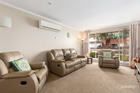 Property photo of 23 St Boswells Avenue Berwick VIC 3806