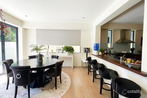 Property photo of 11 Durham Street Southport QLD 4215