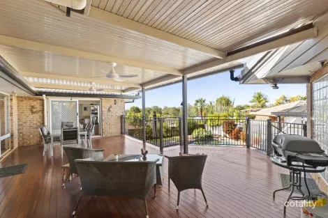 9 WITTENOOM CT, HELENSVALE, QLD 4212