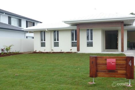 Property photo of 4 Rhodium Crescent Hope Island QLD 4212