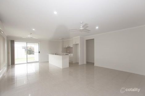 Property photo of 12 Keelson Crescent Hope Island QLD 4212