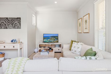 Property photo of 9/2 Lake Weyba Drive Noosaville QLD 4566