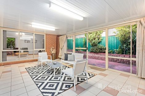 Property photo of 24 Eucalypt Drive Mill Park VIC 3082