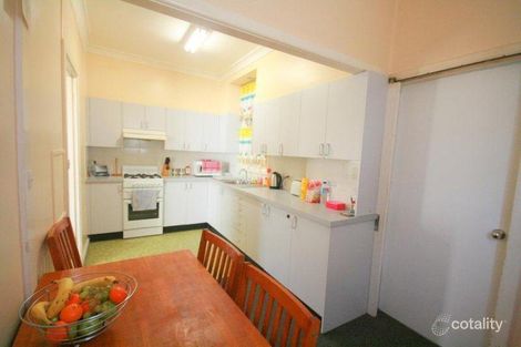 Property photo of 23 Blackman Parade Unanderra NSW 2526