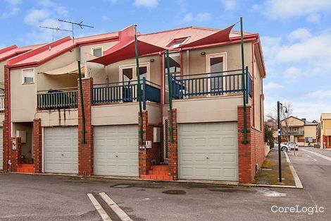 Property photo of 20 Musgrove Mews Kensington VIC 3031