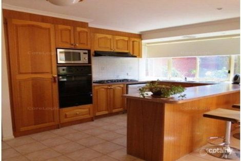 Property photo of 8 Wenden Court Burnside VIC 3023