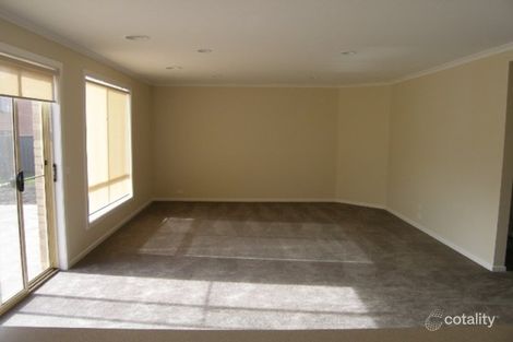 Property photo of 4 Drysdale Crescent Point Cook VIC 3030