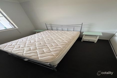 Property photo of 2/21 Moriarty Street Emerald QLD 4720