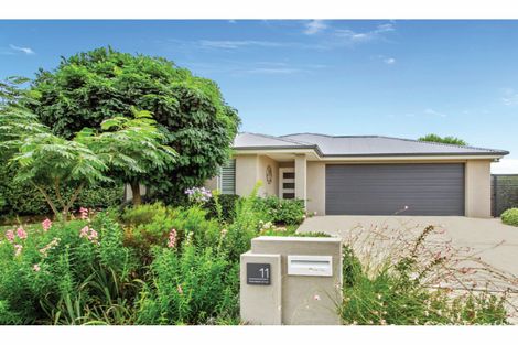 Property photo of 11 Holmfield Drive Armidale NSW 2350